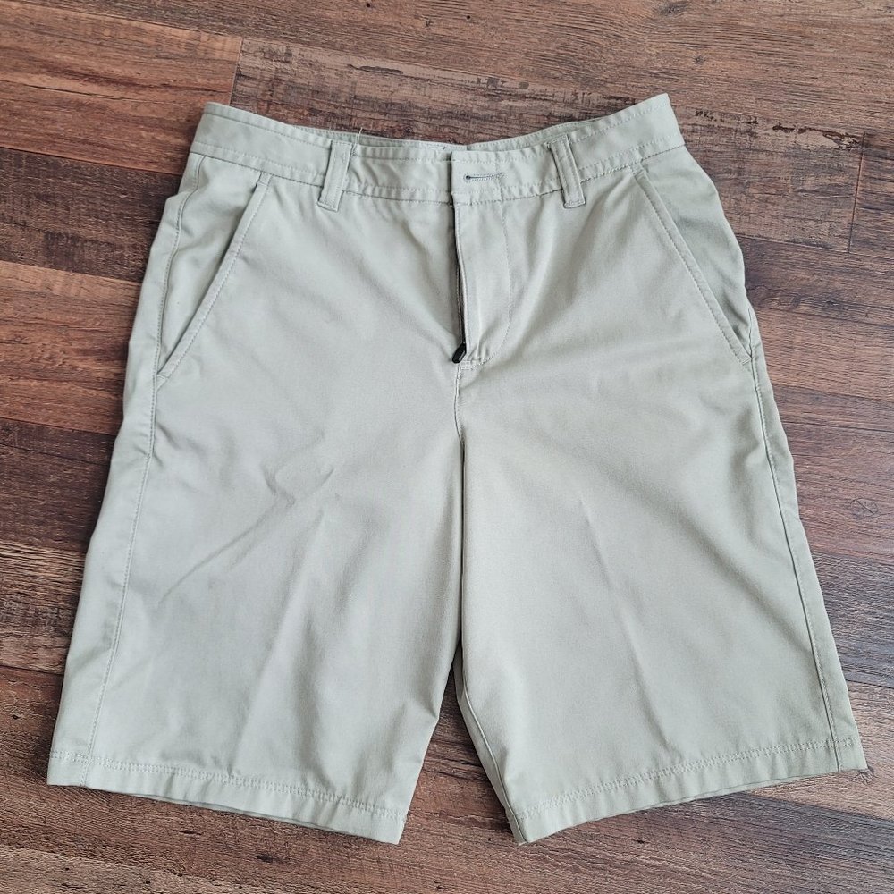 Boys Under Armour golf shorts